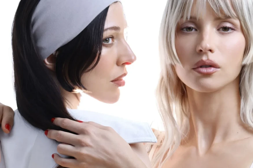 Angèle dévoile son single sulfureux "Love Triangle" en collaboration avec Caroline Polachek et SebastiAn